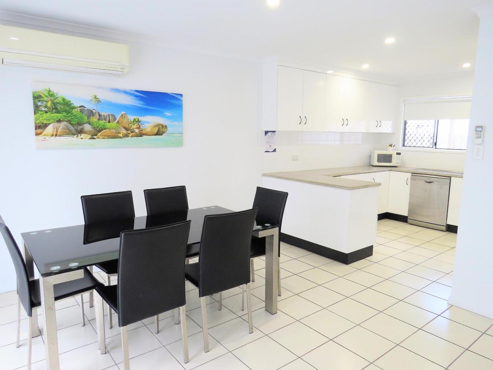 The Shores Holiday Apartments ماكاي الغرفة الصورة